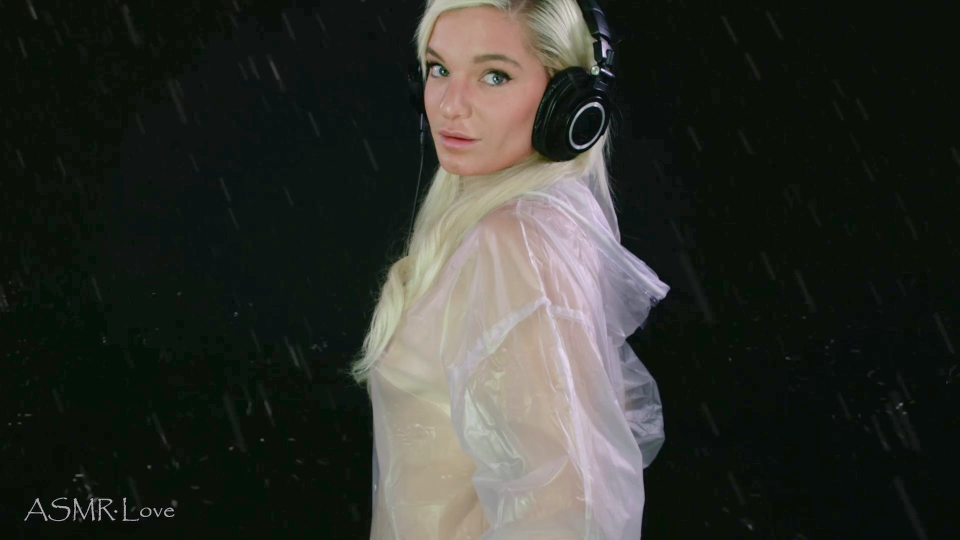 content/Aurora/Aurora Crinkly ASMR Sheer Raincoat/4.jpg